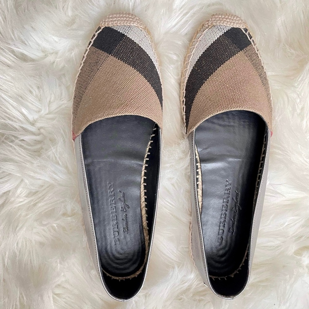 Burberry Espadrilles.